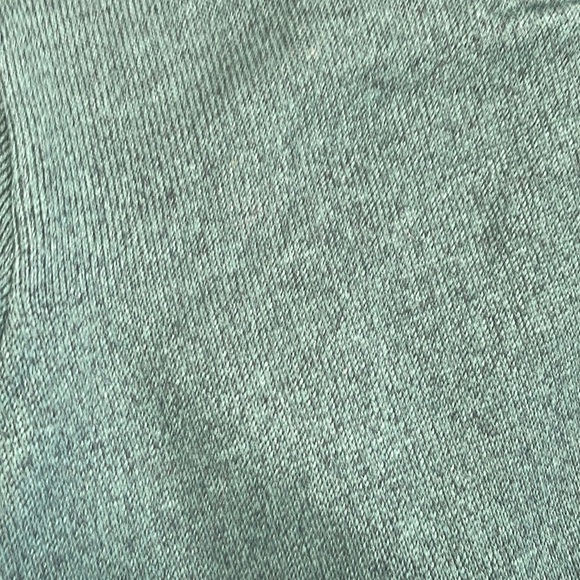 Old Navy Sweater boys size 14/16 NWT - Picture 4 of 5